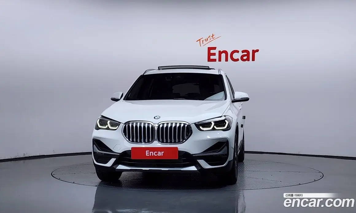 BMW X1 2022 2.0 автомат (гидро), фото 3