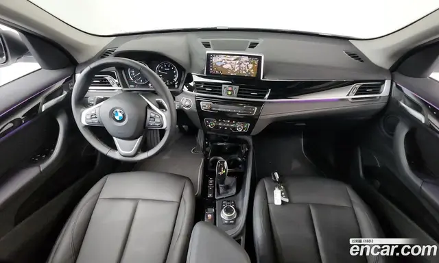 BMW X1 2022 2.0 автомат (гидро), миниатюра 7
