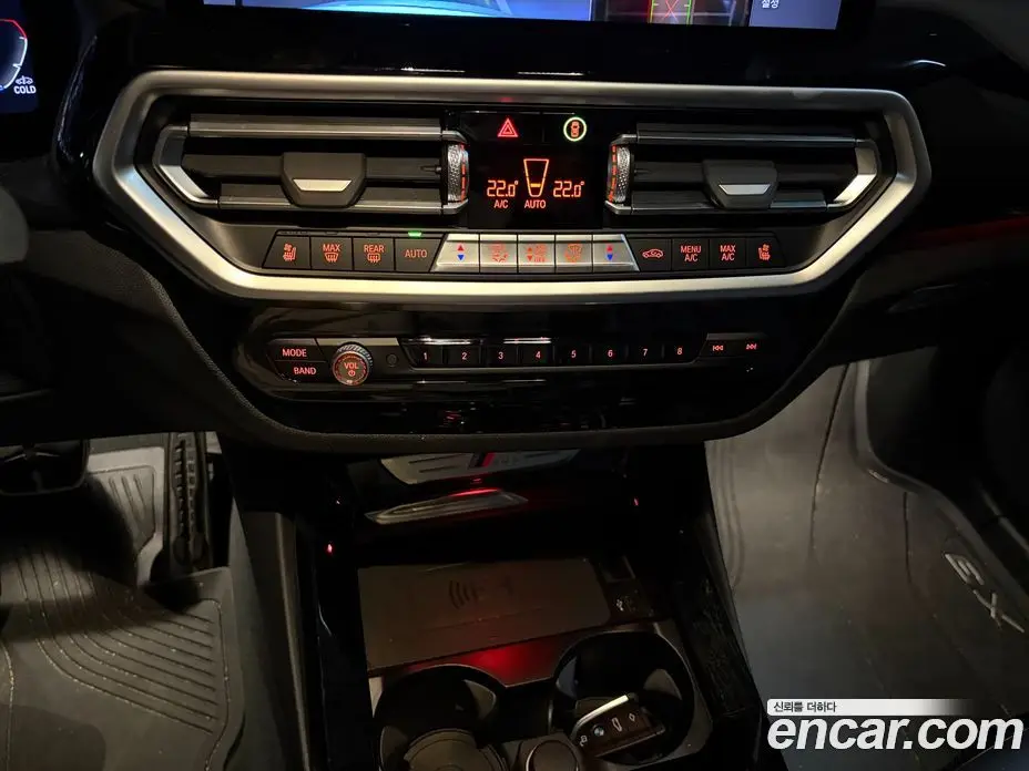 BMW X3 2023 3.0 автомат (гидро), фото 12