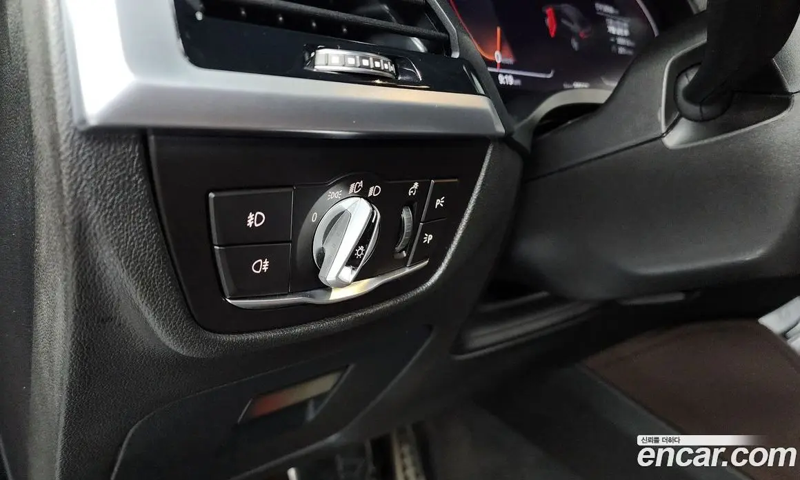 BMW X4 2021 2.0 автомат (гидро), фото 22