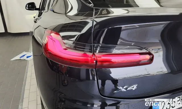 BMW X4 2021 2.0 автомат (гидро), миниатюра 9