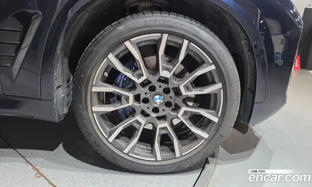 BMW X5 2024 3.0 автомат (гидро), миниатюра 7