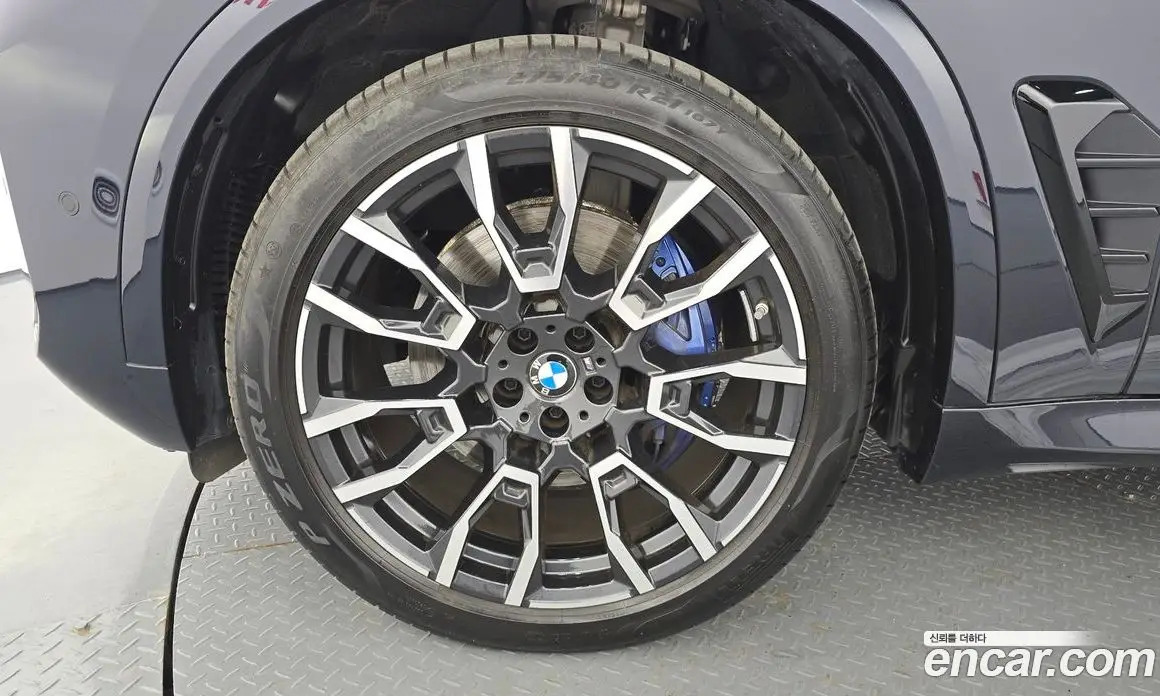 BMW X5 2025 3.0 автомат (гидро), фото 5