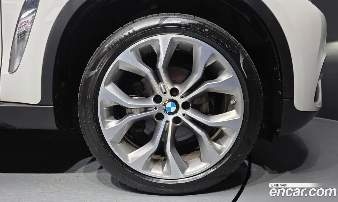 BMW X6 2019 3.0 автомат (гидро), фото 5
