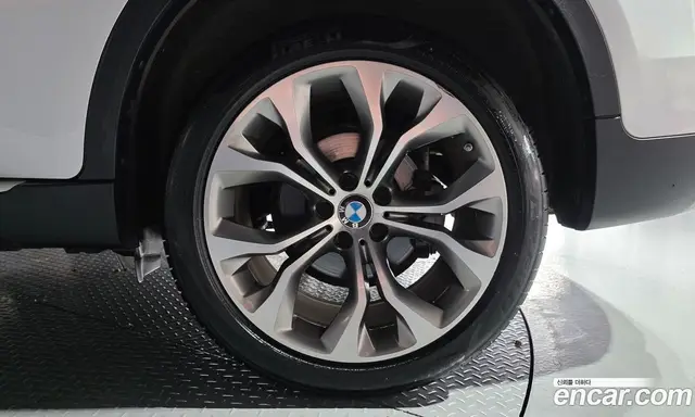 BMW X6 2019 3.0 автомат (гидро), миниатюра 7