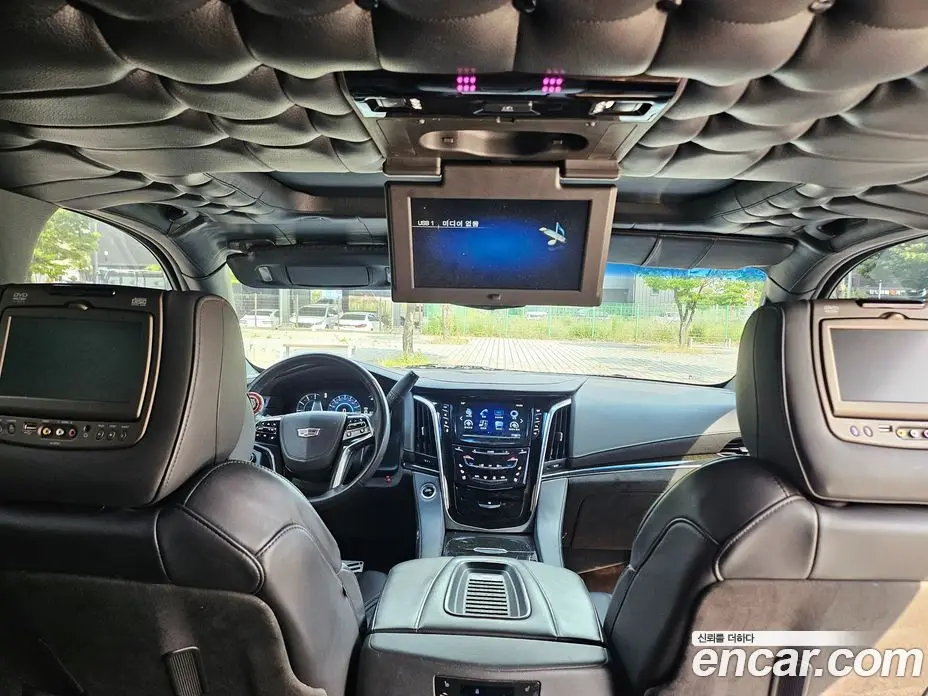 Cadillac Escalade 2019 6.2 автомат (гидро), фото 17 Cadillac Escalade 2019 6.2 автомат (гидро), фото 17