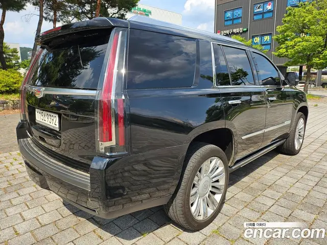 Cadillac Escalade 2019 6.2 автомат (гидро), миниатюра 6 Cadillac Escalade 2019 6.2 автомат (гидро), миниатюра 6