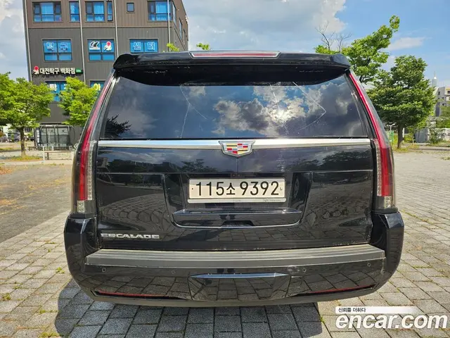 Cadillac Escalade 2019 6.2 автомат (гидро), миниатюра 7 Cadillac Escalade 2019 6.2 автомат (гидро), миниатюра 7