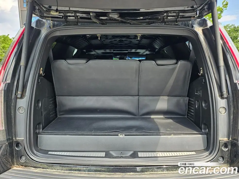 Cadillac Escalade 2019 6.2 автомат (гидро), фото 9 Cadillac Escalade 2019 6.2 автомат (гидро), фото 9