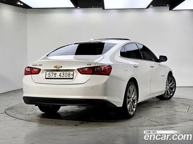 Chevrolet Malibu 2016 1.5 автомат (гидро), миниатюра 2
