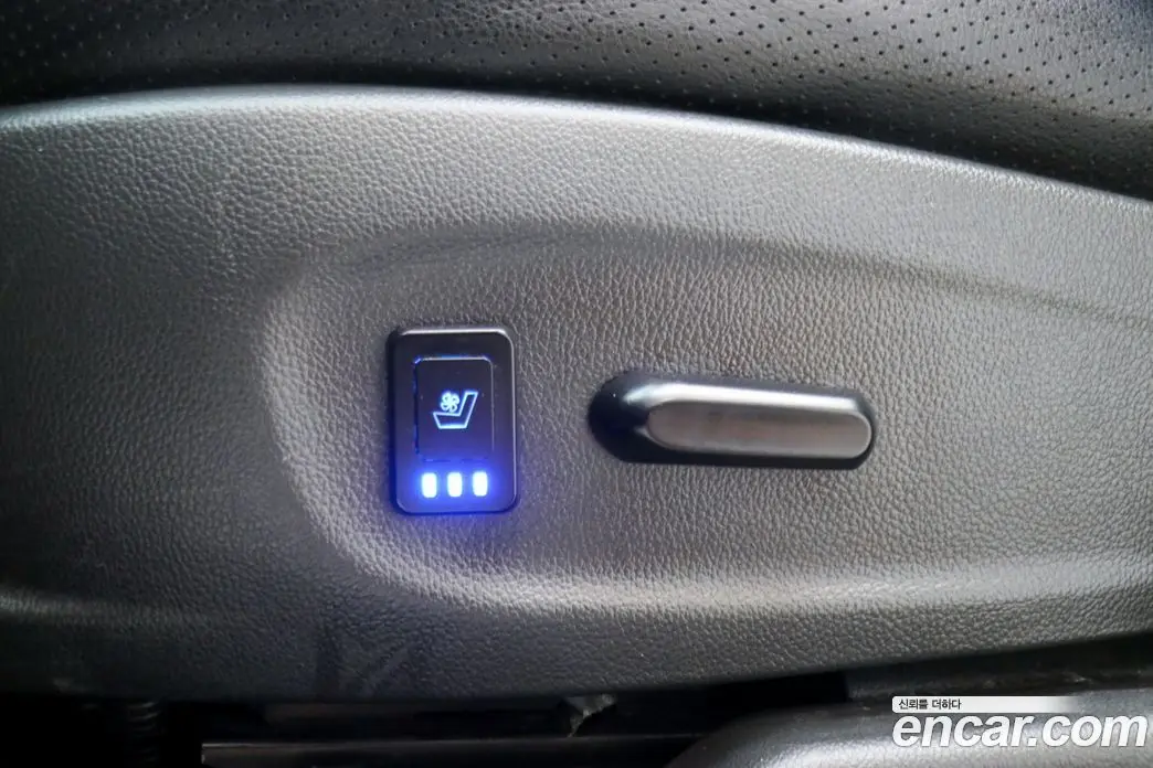 Chevrolet Orlando 2015 2.0 автомат (гидро), фото 17