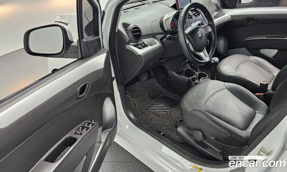 Chevrolet Spark 2014 1.0 автомат (гидро), фото 10