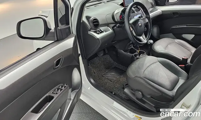 Chevrolet Spark 2014 1.0 автомат (гидро), миниатюра 10