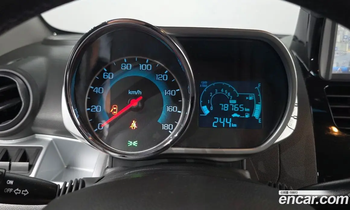 Chevrolet Spark 2014 1.0 автомат (гидро), фото 11