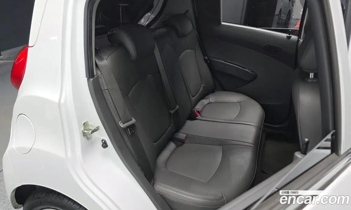 Chevrolet Spark 2014 1.0 автомат (гидро), фото 16
