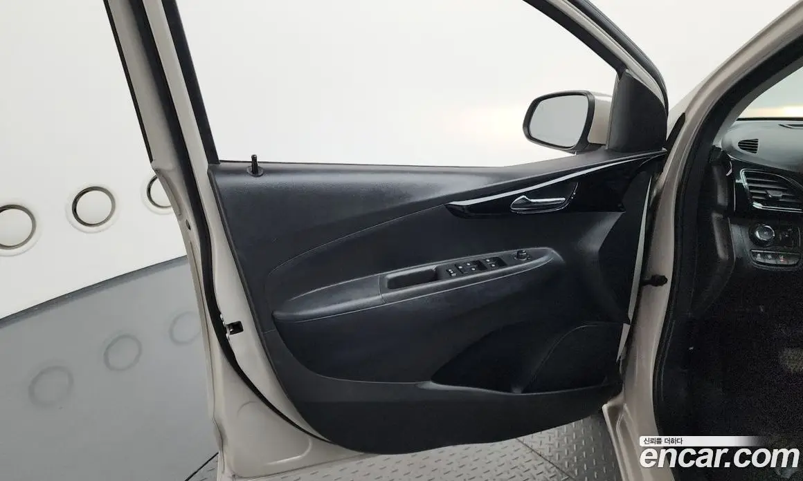 Chevrolet Spark 2015 1.0 автомат (гидро), фото 14