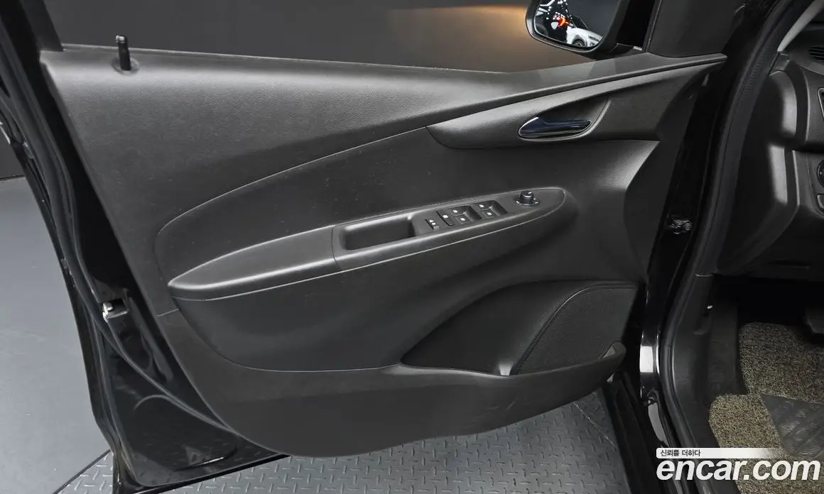 Chevrolet Spark 2018 1.0 автомат (гидро), фото 13