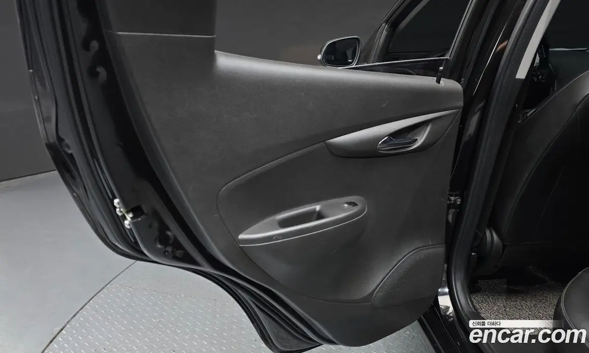 Chevrolet Spark 2018 1.0 автомат (гидро), фото 14