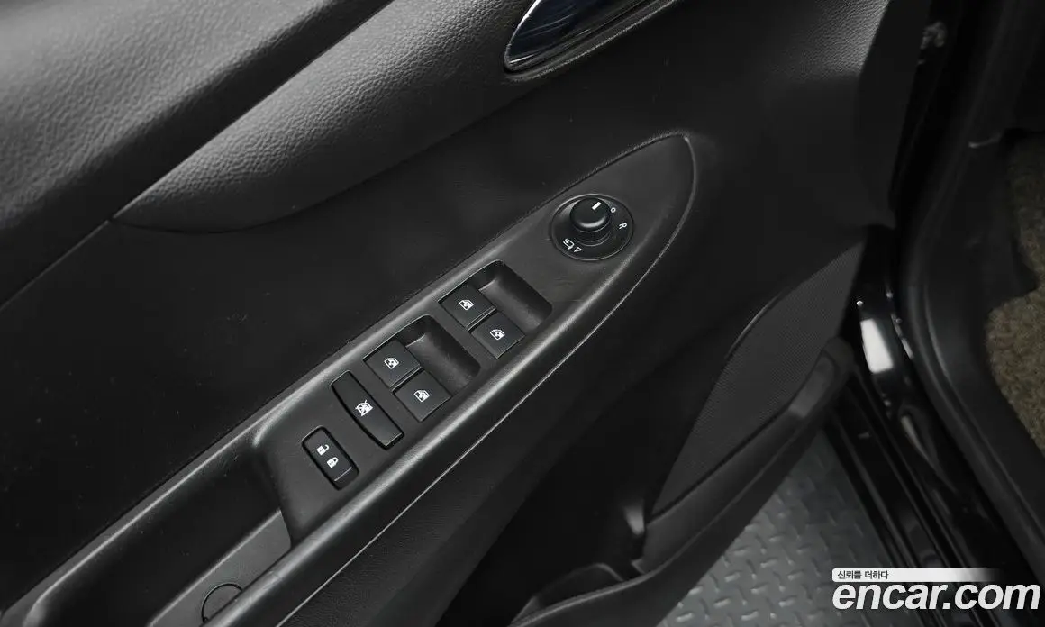 Chevrolet Spark 2018 1.0 автомат (гидро), фото 20