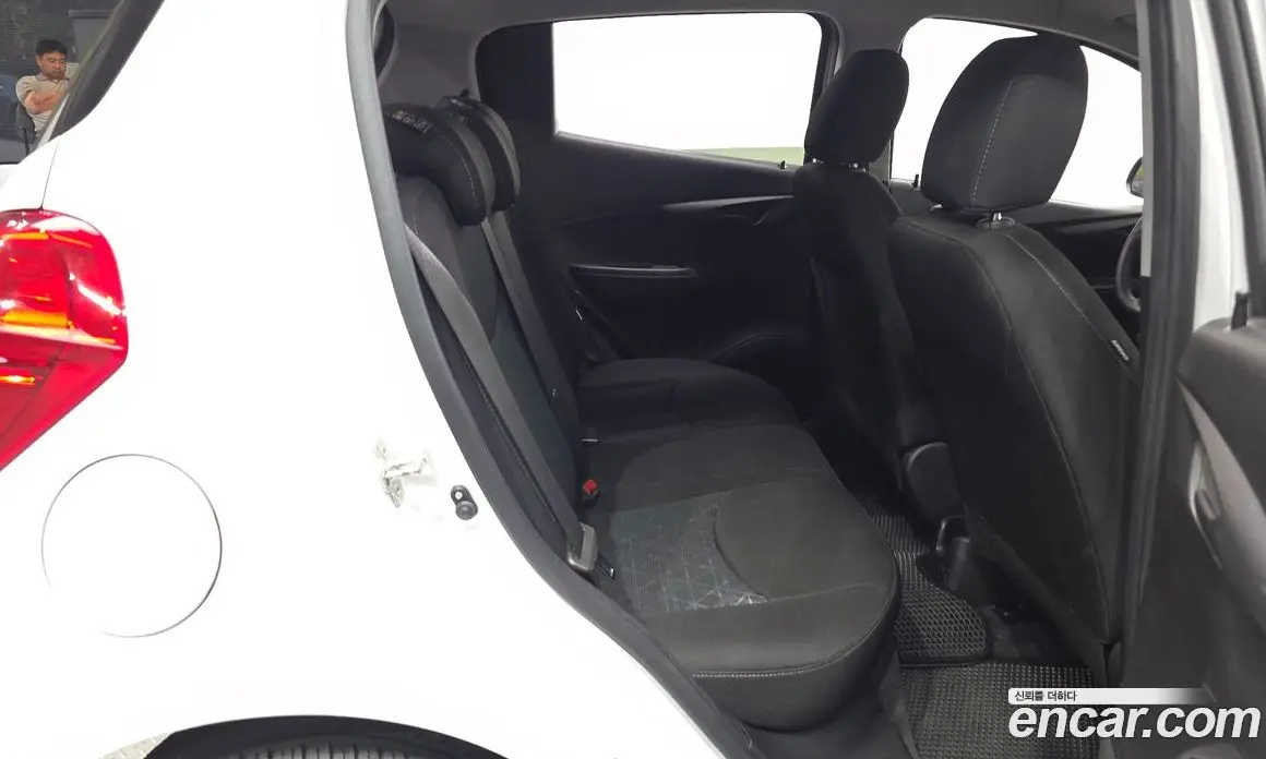 Chevrolet Spark 2021 1.0 автомат (гидро), фото 17