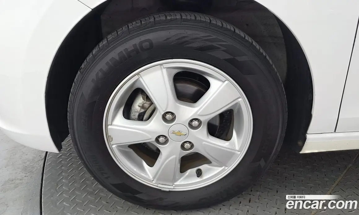 Chevrolet Spark 2021 1.0 автомат (гидро), фото 5