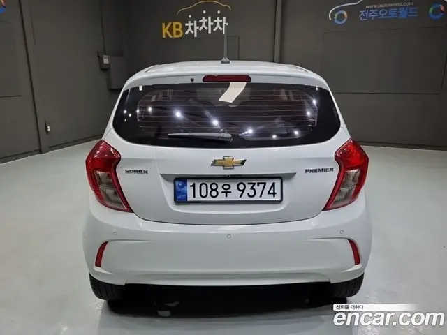 Chevrolet Spark 2021 1.0 автомат (гидро), миниатюра 3