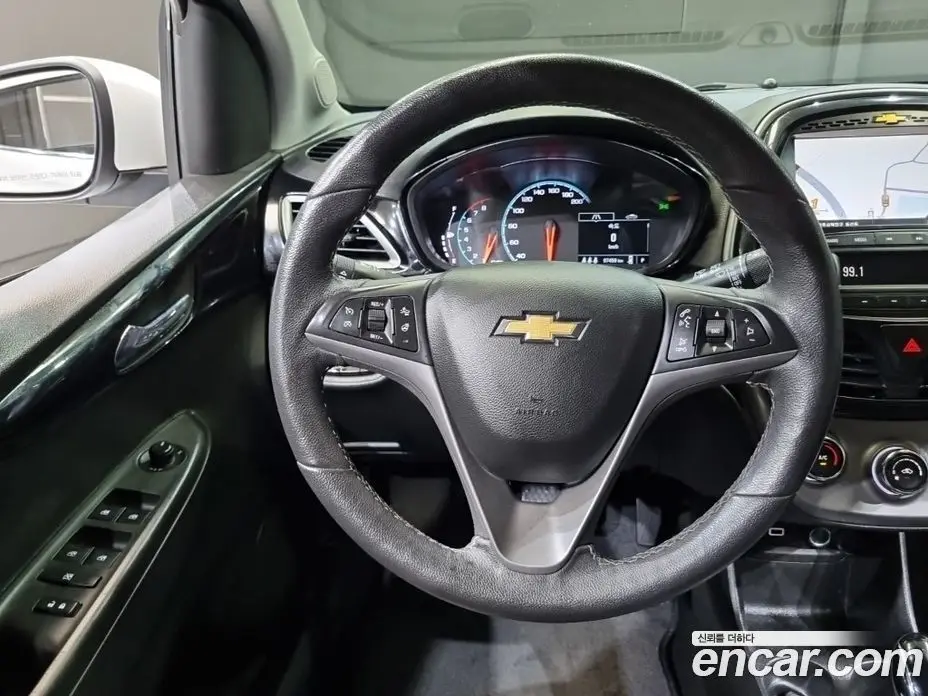 Chevrolet Spark 2021 1.0 автомат (гидро), фото 9