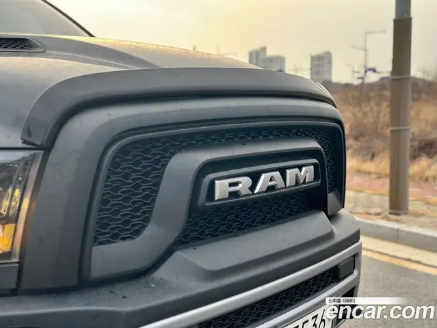 Dodge Ram Pick Up 2017 5.7 автомат (гидро), миниатюра 6 Dodge Ram Pick Up 2017 5.7 автомат (гидро), миниатюра 6
