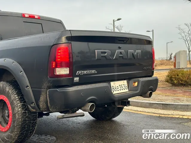 Dodge Ram Pick Up 2017 5.7 автомат (гидро), миниатюра 10 Dodge Ram Pick Up 2017 5.7 автомат (гидро), миниатюра 10