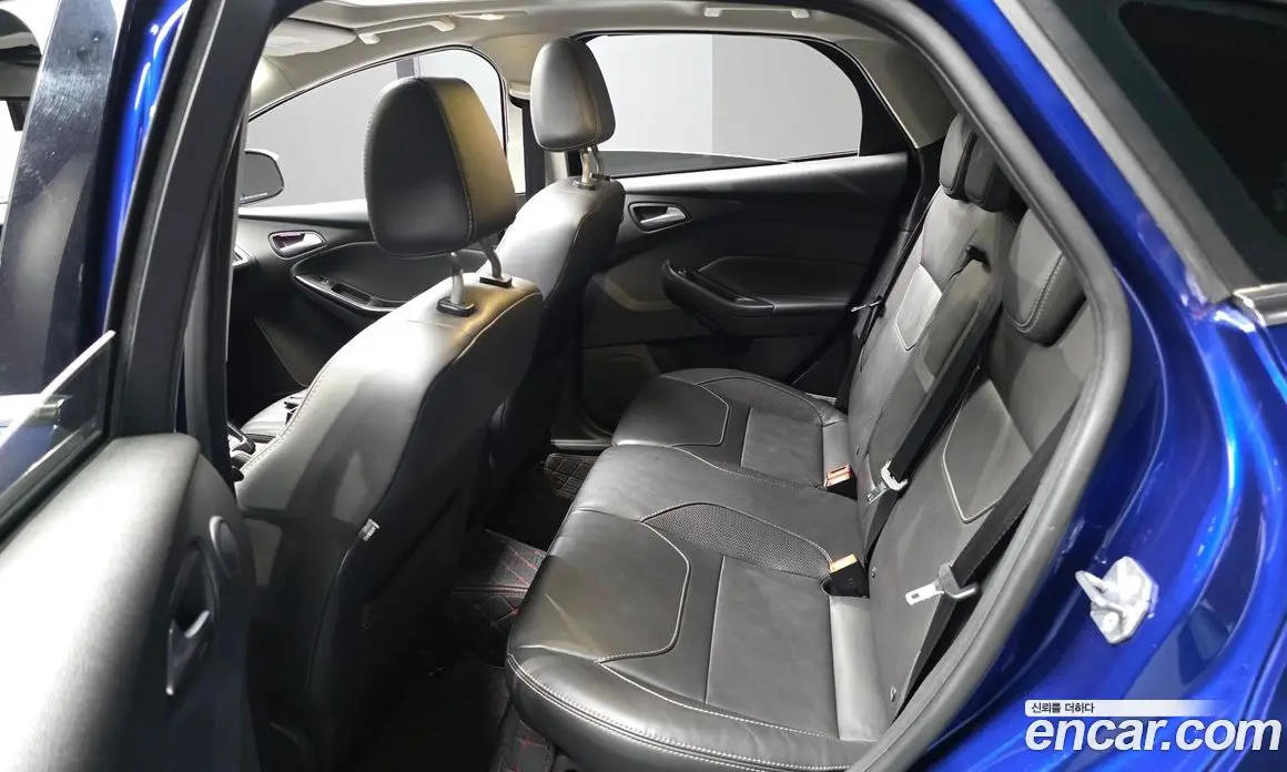 Ford Focus 2016 1.5 автомат (гидро), фото 12