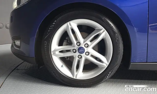 Ford Focus 2016 1.5 автомат (гидро), миниатюра 5