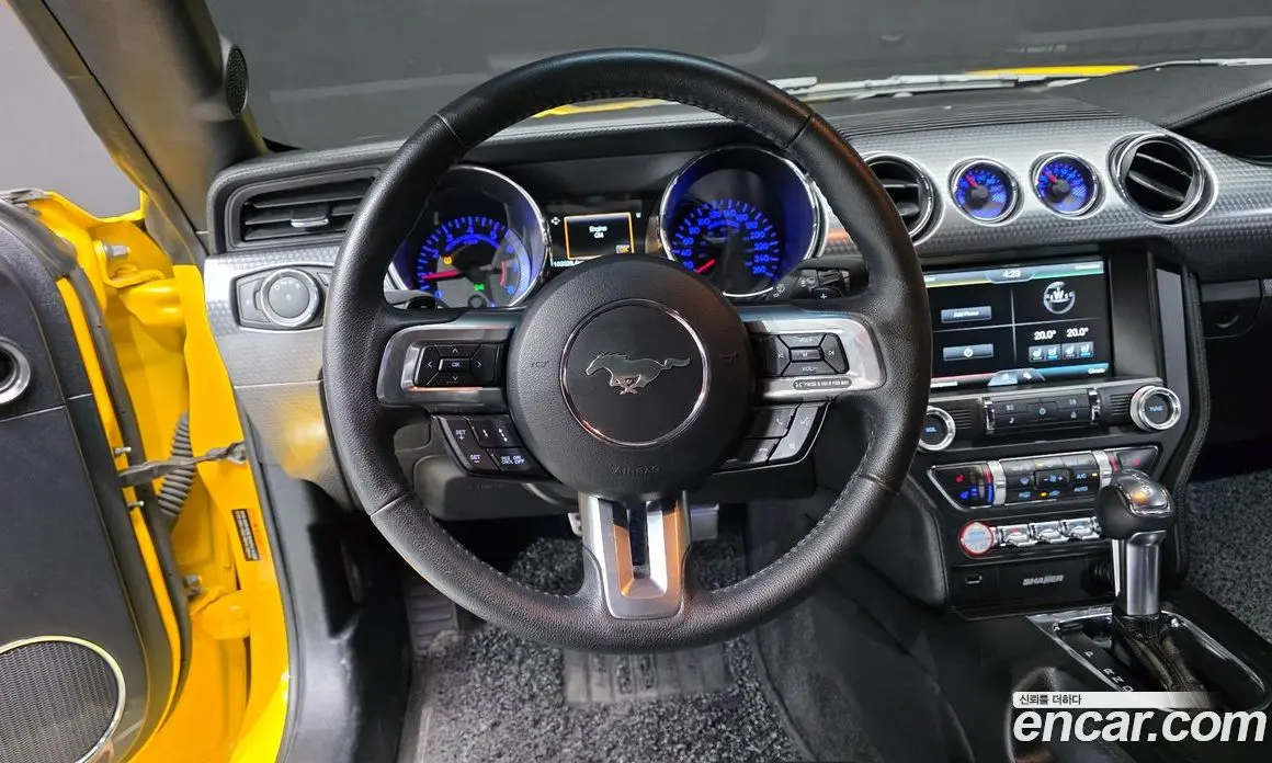 Ford Mustang 2015 2.3 автомат (гидро), фото 19