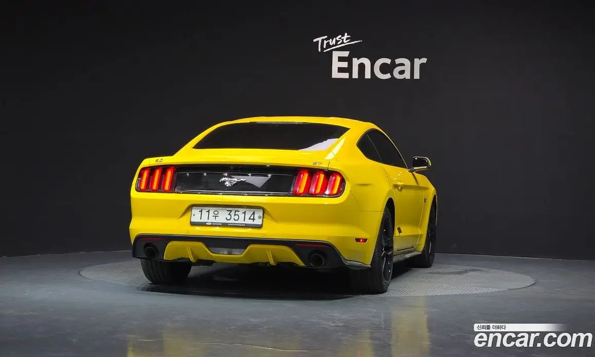Ford Mustang 2015 2.3 автомат (гидро), фото 3
