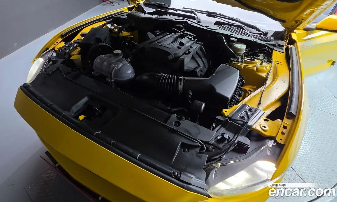 Ford Mustang 2015 2.3 автомат (гидро), фото 5
