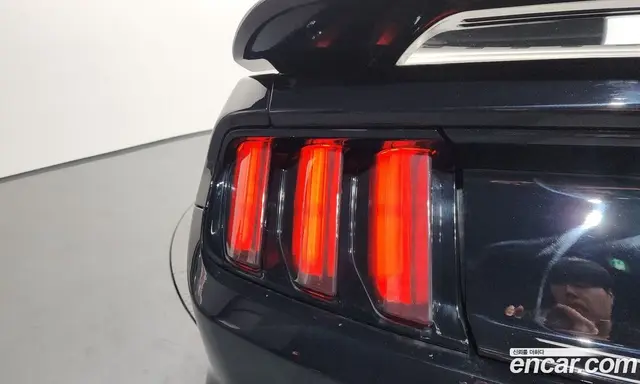 Ford Mustang 2017 5.0 автомат (гидро), миниатюра 9