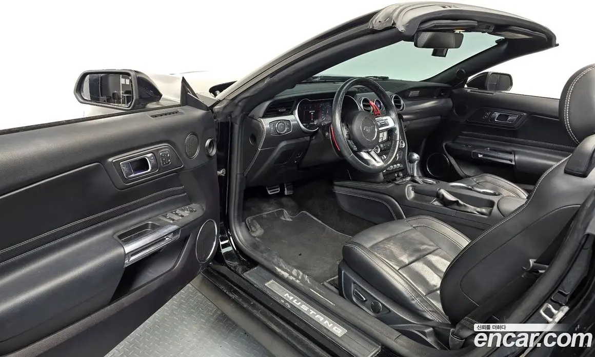 Ford Mustang 2018 2.3 автомат (гидро), фото 13