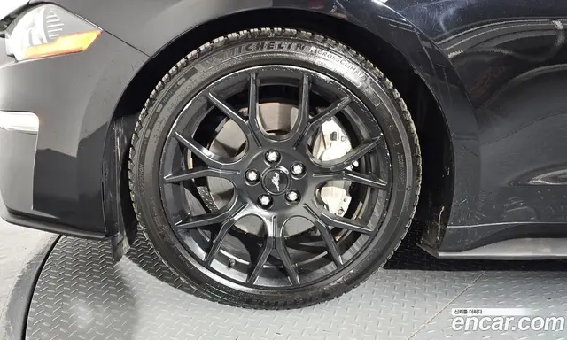 Ford Mustang 2018 2.3 автомат (гидро), миниатюра 5