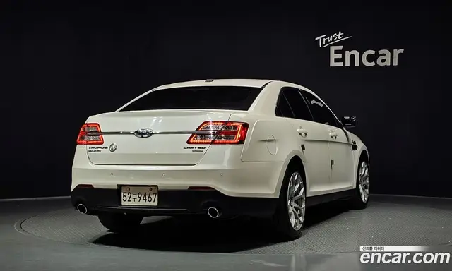Ford Taurus 2017 2.0 автомат (гидро), миниатюра 2
