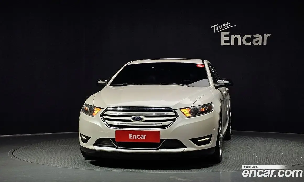 Ford Taurus 2017 2.0 автомат (гидро), фото 3