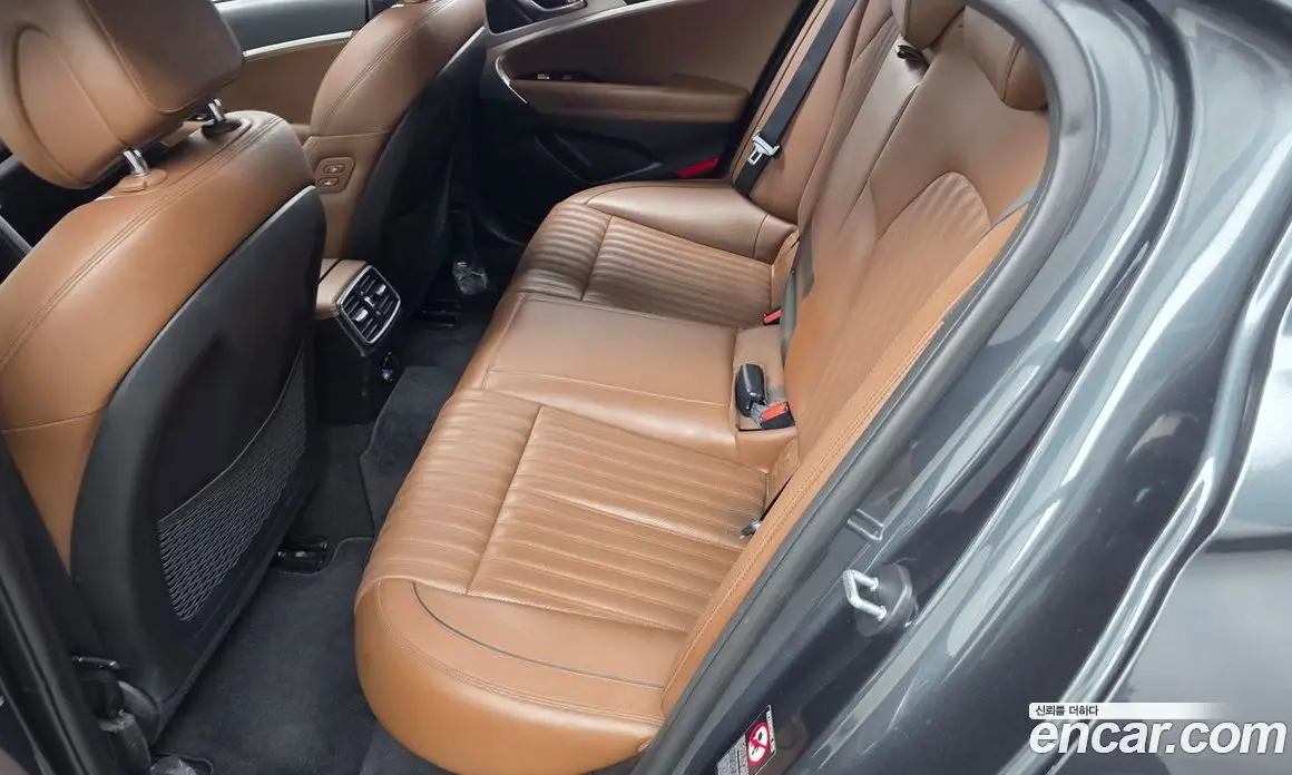 Genesis G70 2018 2.0 автомат (гидро), фото 16