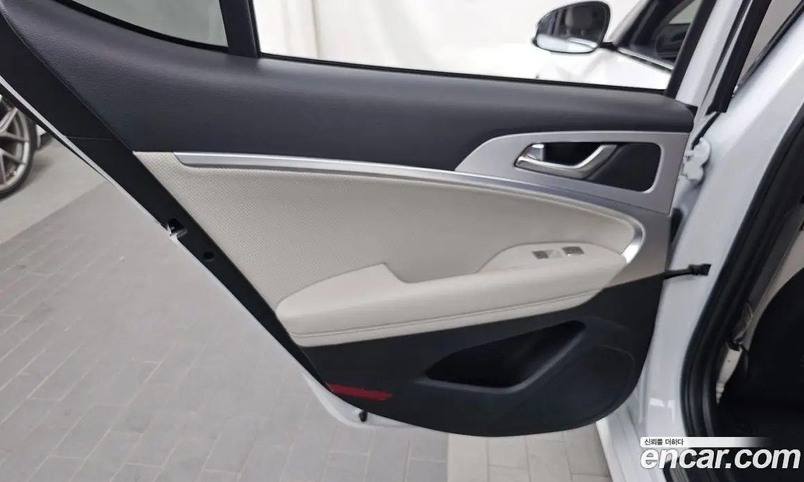 Genesis G70 2020 2.0 автомат (гидро), фото 15