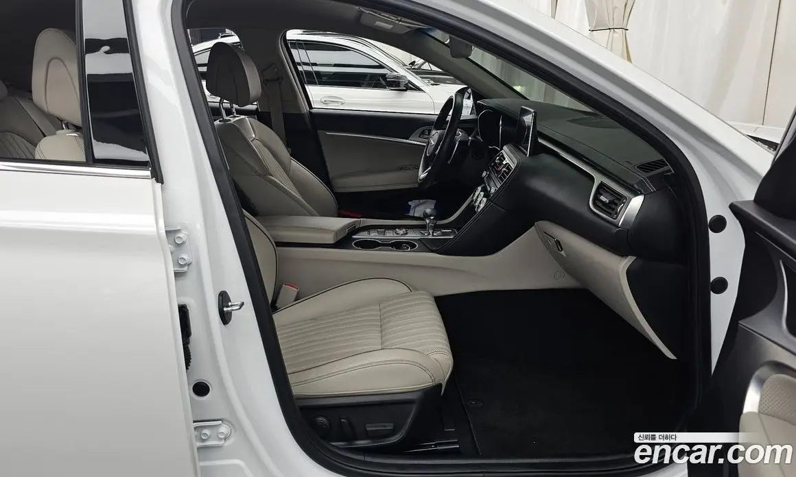 Genesis G70 2020 2.0 автомат (гидро), фото 17