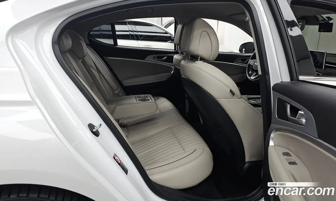 Genesis G70 2020 2.0 автомат (гидро), фото 18