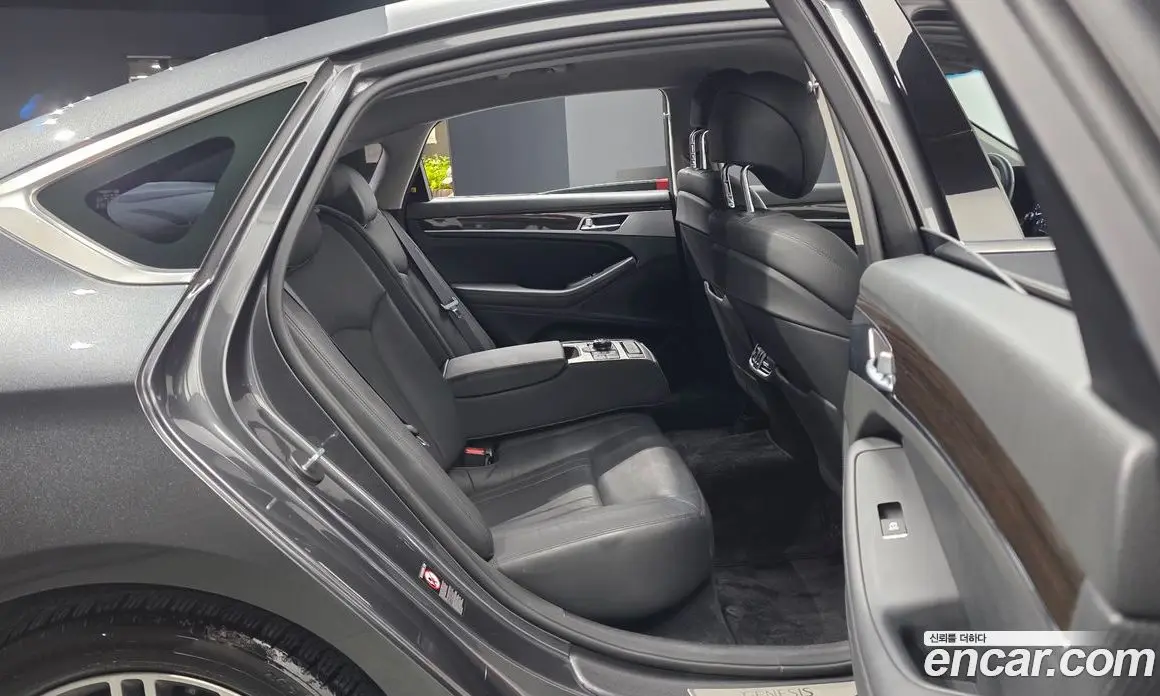 Genesis G80 2017 3.3 автомат (гидро), фото 12