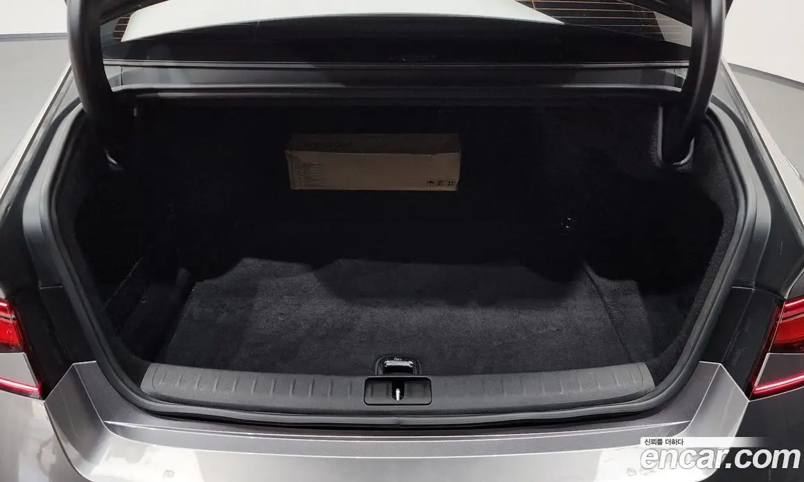 Genesis G90 2023 3.5 автомат (гидро), фото 24