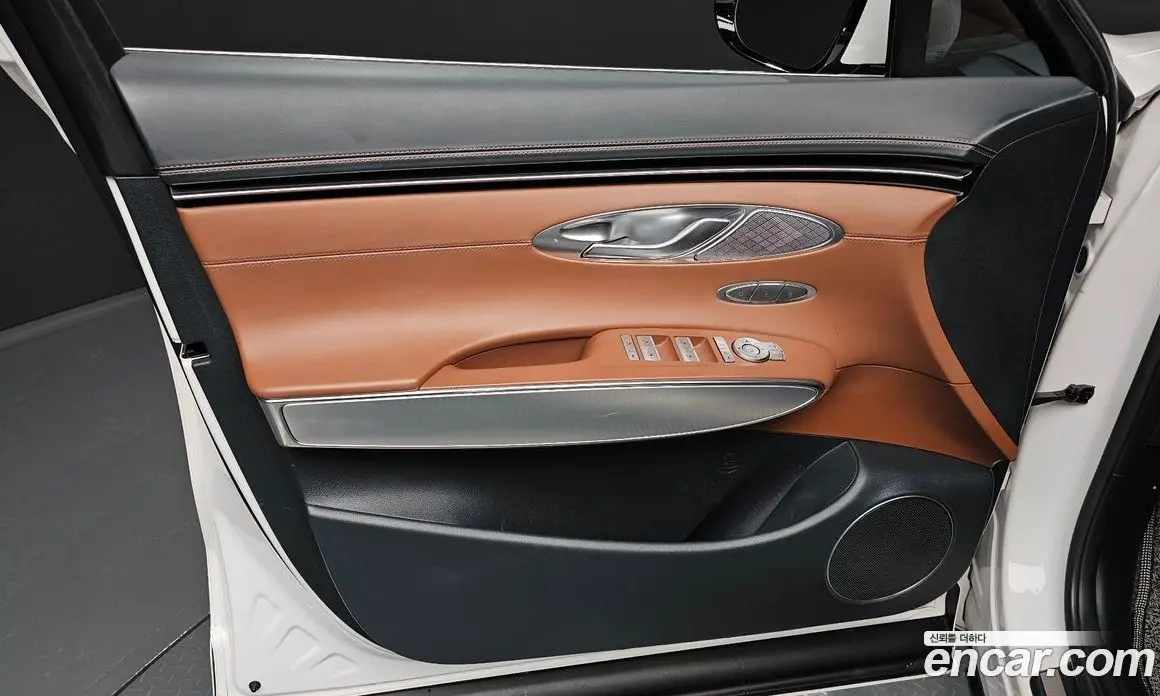 Genesis GV70 2021 2.2 автомат (гидро), фото 13