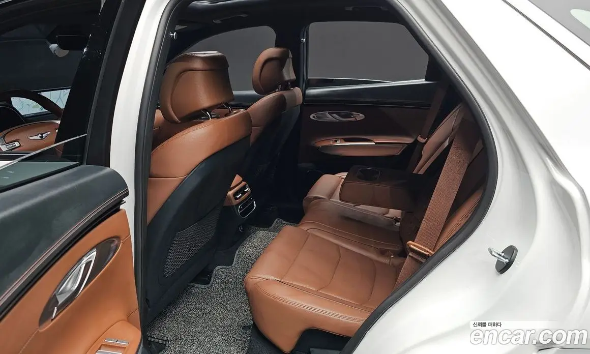 Genesis GV70 2021 2.2 автомат (гидро), фото 15