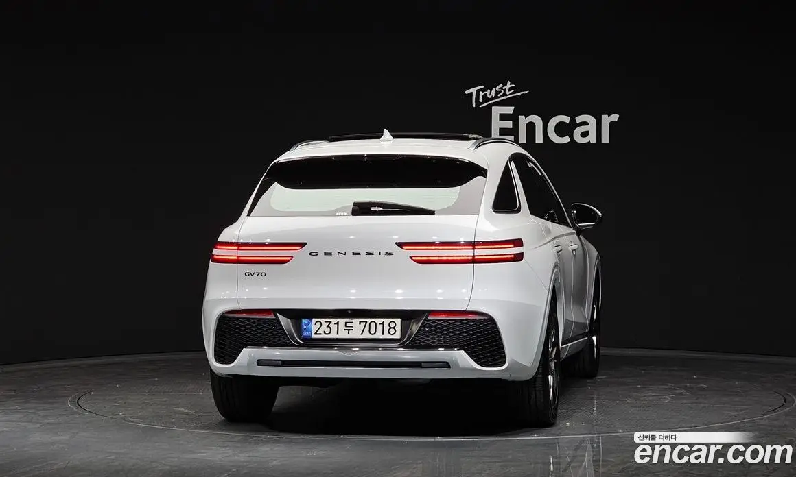 Genesis GV70 2021 2.2 автомат (гидро), фото 3