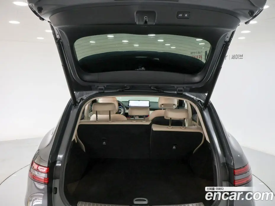 Genesis GV70 2021 2.2 автомат (гидро), фото 18