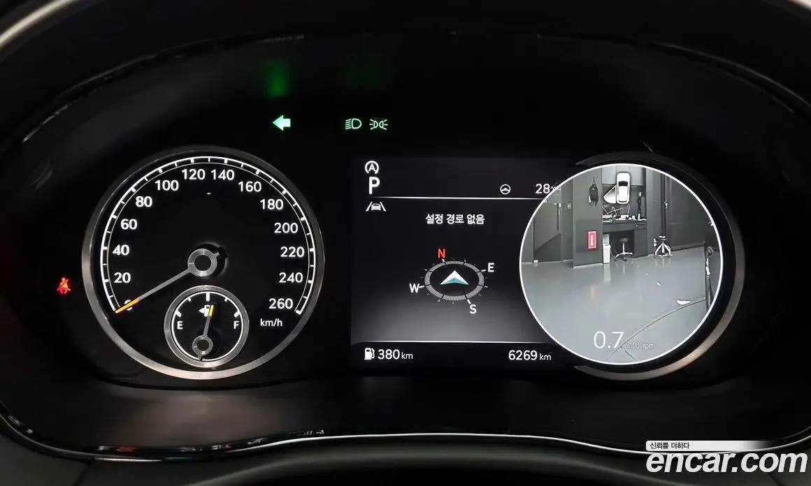 Genesis GV70 2023 2.5 автомат (гидро), фото 11